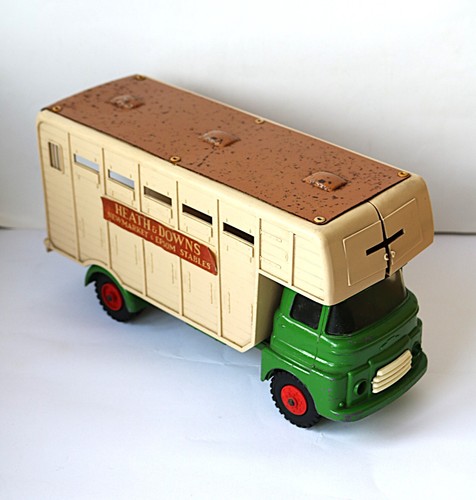 Vintage triang diecast horse - vintage, horse/